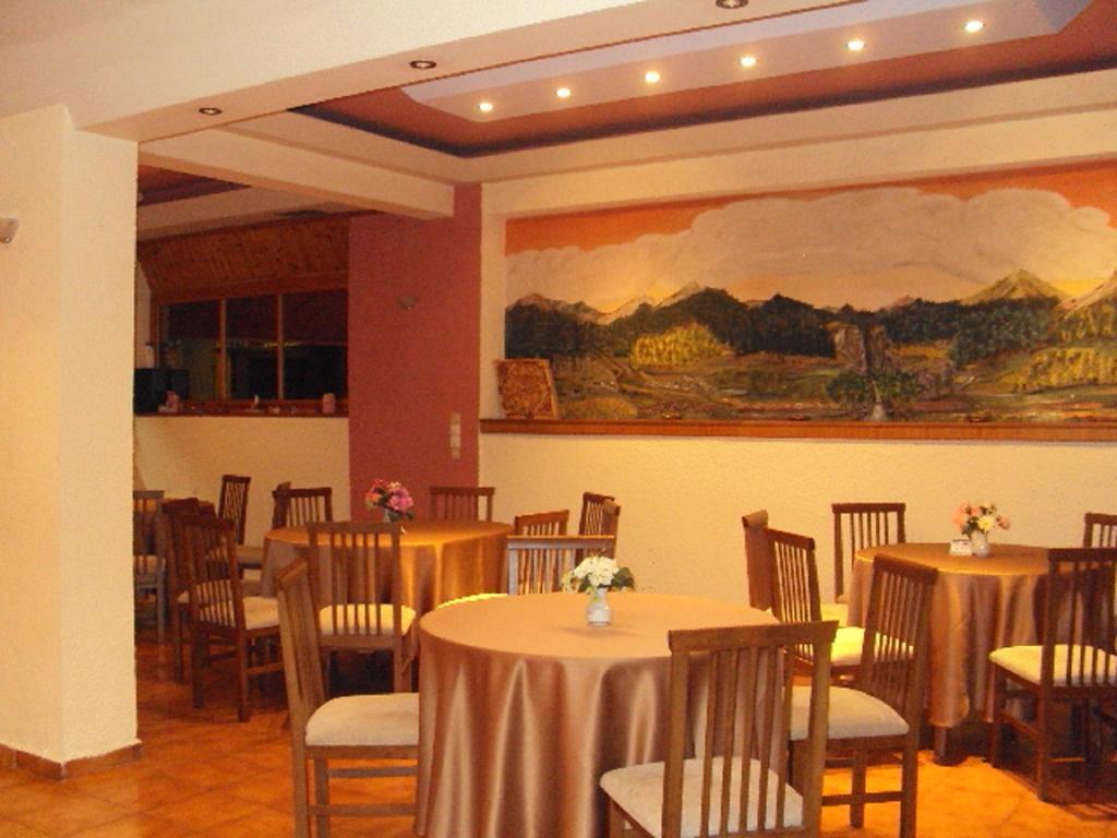 Hotel Aoos Konitsa Buitenkant foto